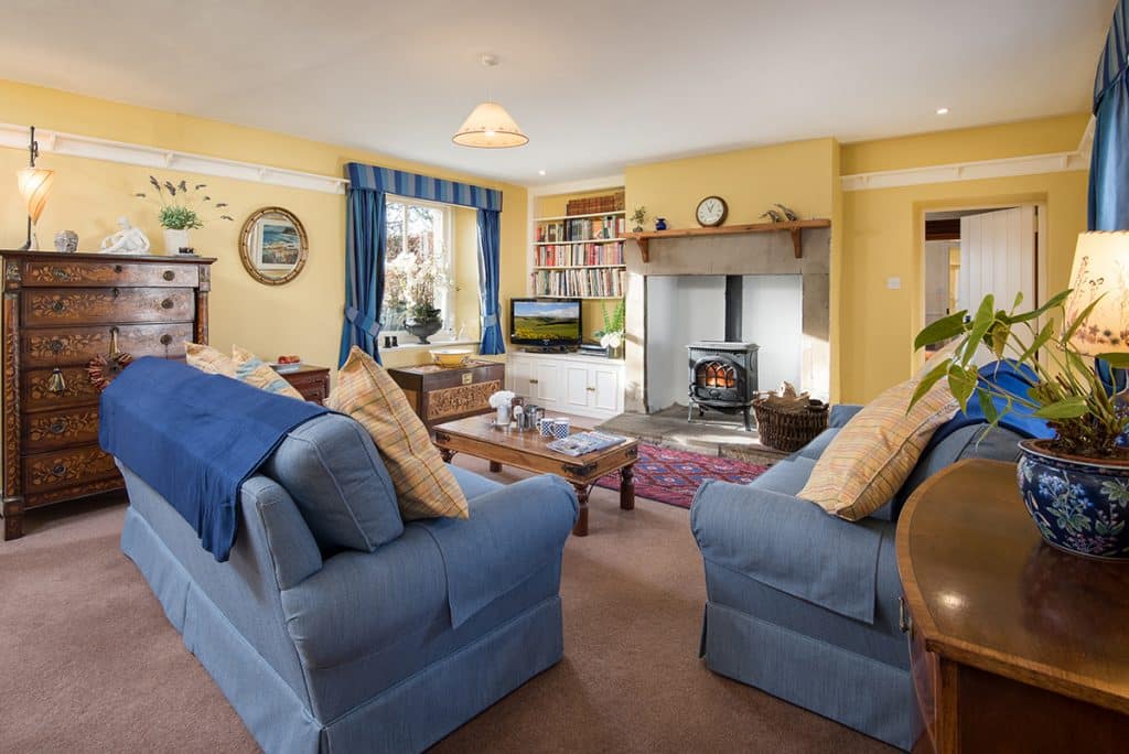 Cheviot - Traditional Cosy Farm Cottage in Northumberland